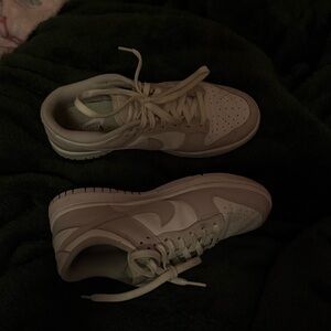 Nike light tan Dunks Lace-Up Sneakers